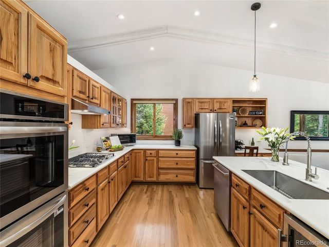 68 Sherwood Ln, Blue River, CO 80424