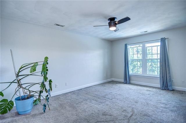 1005 Long Beeches AVE, Chesapeake, VA 23320