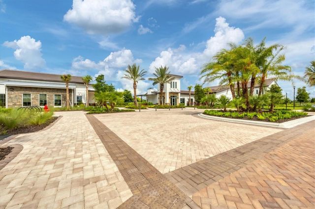 3293 HILLTOP CIRCLE, Bradenton, FL 34211
