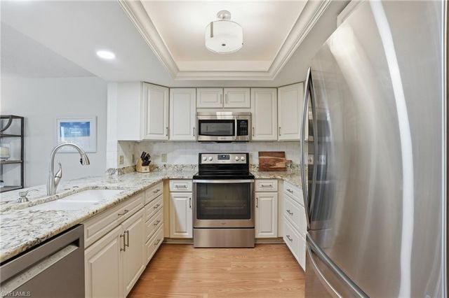 3300 Binnacle DR 102, Naples, FL 34103