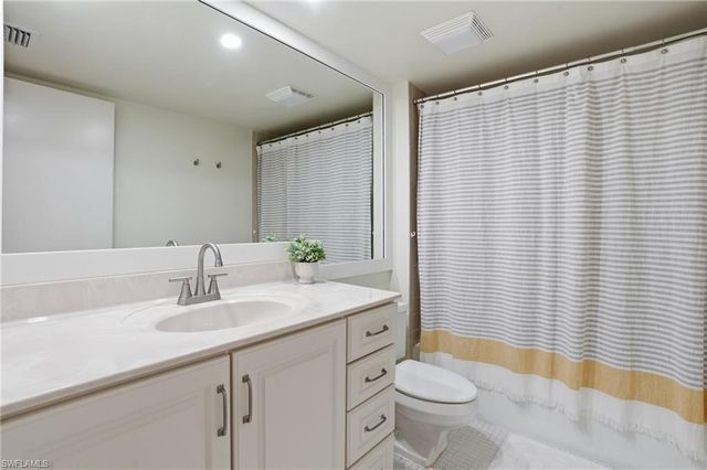 3300 Binnacle DR 102, Naples, FL 34103