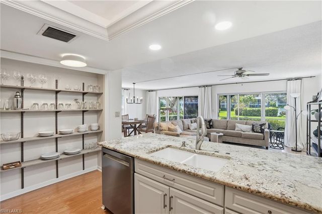 3300 Binnacle DR 102, Naples, FL 34103