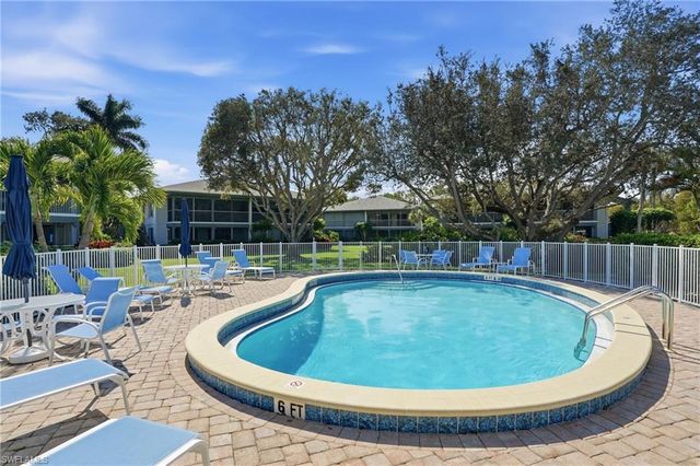 3300 Binnacle DR 102, Naples, FL 34103