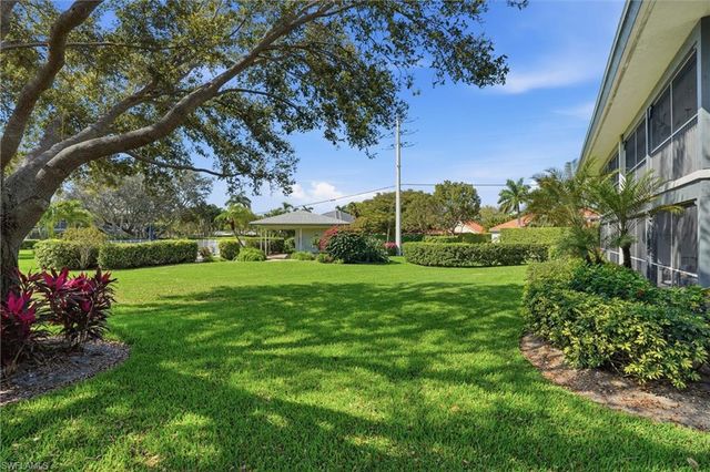 3300 Binnacle DR 102, Naples, FL 34103