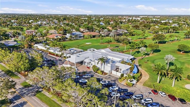 3300 Binnacle DR 102, Naples, FL 34103