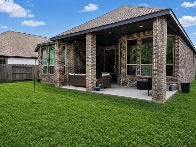17163 Crimson Crest Drive, Conroe, TX 77302