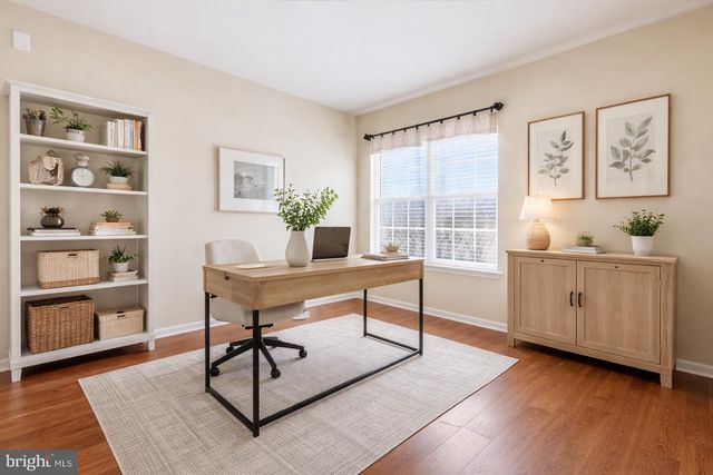 25 HONEY LOCUST LN, Newtown, PA 18940