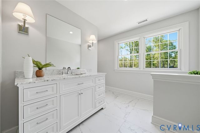 2540 Kentford Rd, Chesterfield, VA 23113