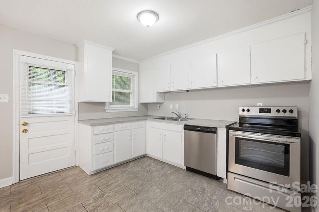 717 Crater Street, Charlotte, NC 28205