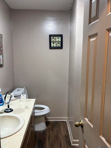 37098 Ellem Rd, Geismar, LA 70734