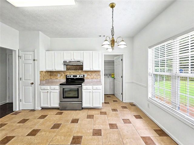 165 Shadetree Lane, Lawrenceville, GA 30044