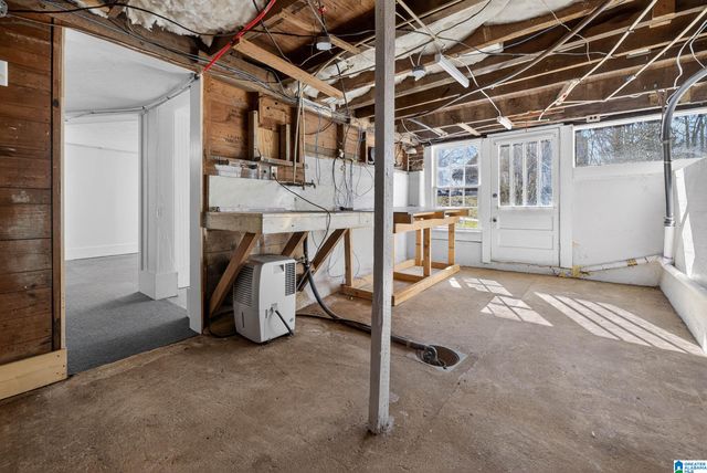 295 OXFORD STREET, Heflin, AL 36264