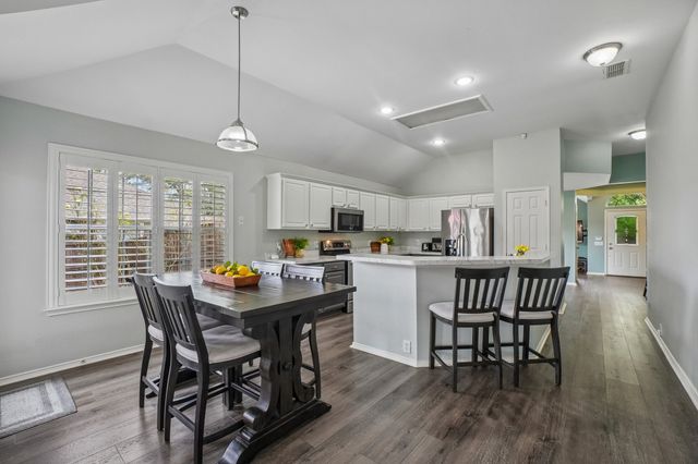 421 Durrand Oak Drive, Keller, TX 76248