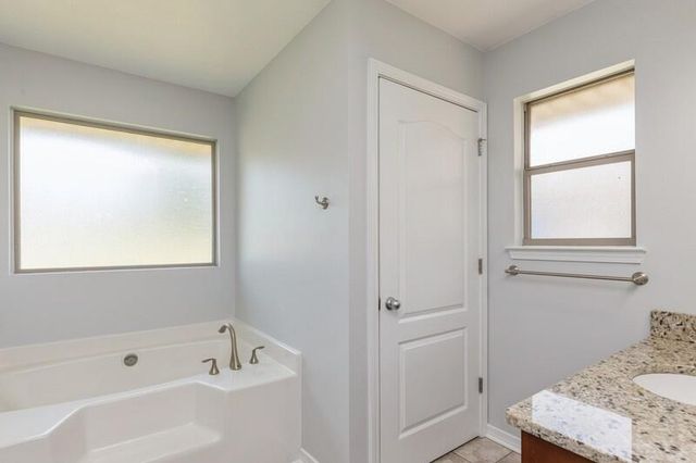 2814 Shoni Drive, Navarre, FL 32566