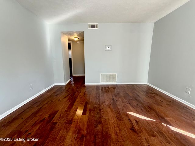 3107 Melody Acres Ln 1, Louisville, KY 40216