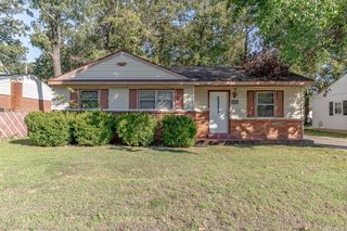 3204 Parkwood Rd, Jonesboro, AR 72401