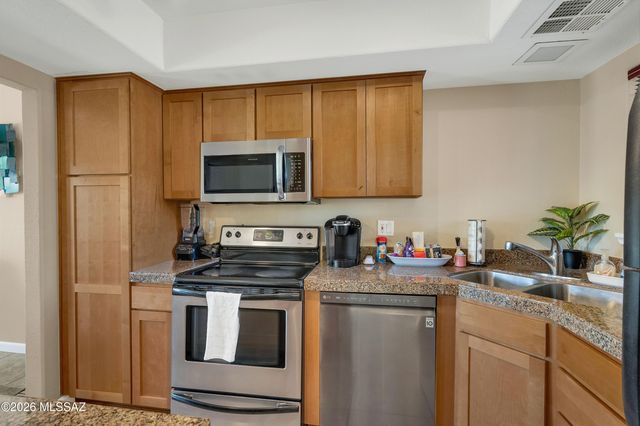 6651 N Campbell Ave Apt 152, Tucson, AZ 85718