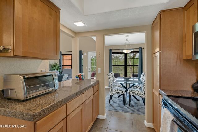 6651 N Campbell Ave Apt 152, Tucson, AZ 85718