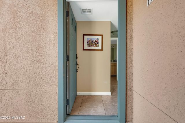 6651 N Campbell Ave Apt 152, Tucson, AZ 85718