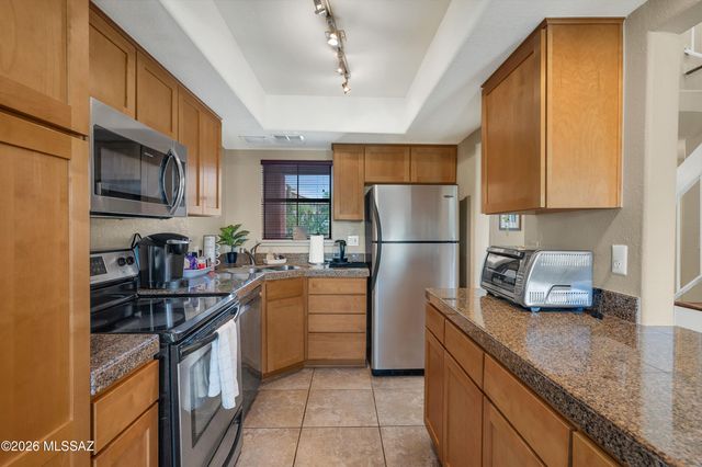 6651 N Campbell Ave Apt 152, Tucson, AZ 85718