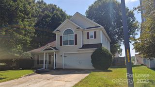 7830 Shiny Meadow Lane, Charlotte, NC 28215