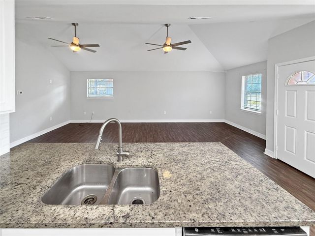 580 W Chance Road, Lumberton, TX 77657