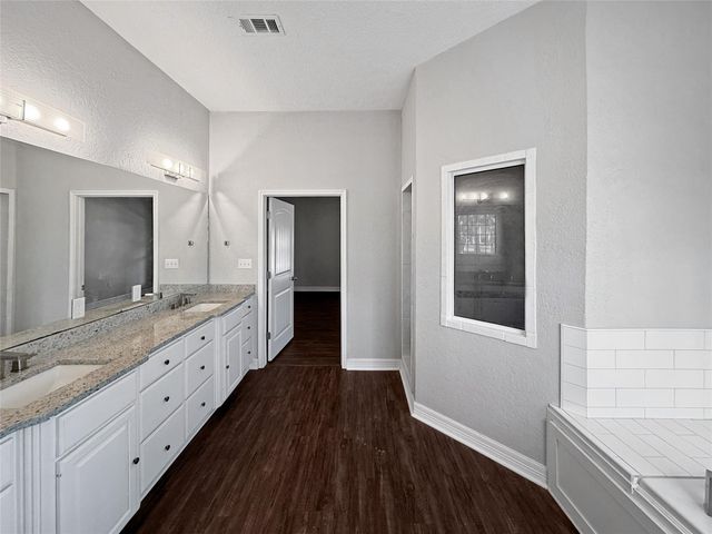 580 W Chance Road, Lumberton, TX 77657