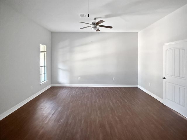 580 W Chance Road, Lumberton, TX 77657