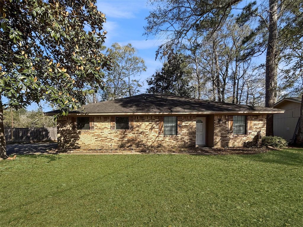 580 W Chance Road, Lumberton, TX 77657