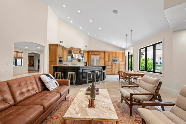 5734 Paddington Way, Boca Raton, FL 33496