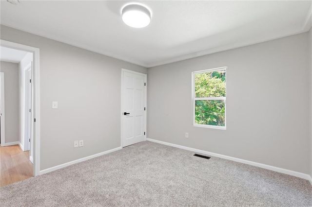 3002 N 121 Terrace, Kansas City, KS 66109