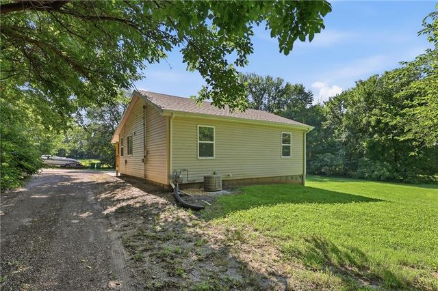 3002 N 121 Terrace, Kansas City, KS 66109
