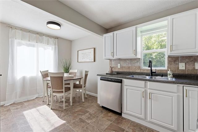 3002 N 121 Terrace, Kansas City, KS 66109