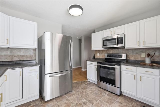 3002 N 121 Terrace, Kansas City, KS 66109