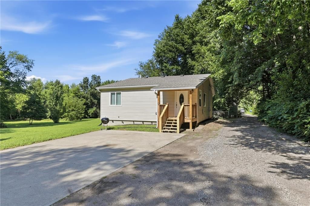 3002 N 121 Terrace, Kansas City, KS 66109