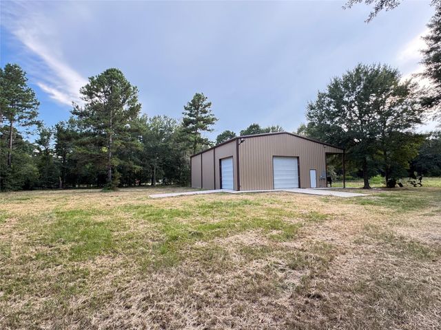 640 County Road 306, Cleveland, TX 77327