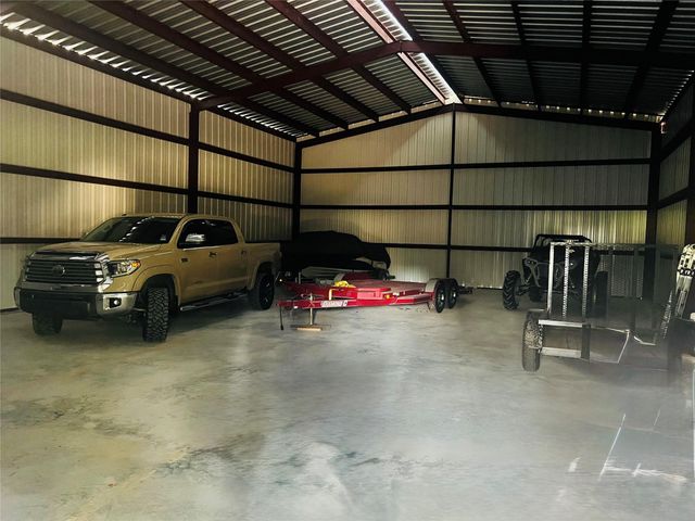 640 County Road 306, Cleveland, TX 77327