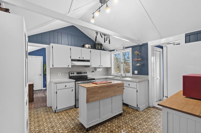 1065 Great Pond Road, Eastham, MA 02642