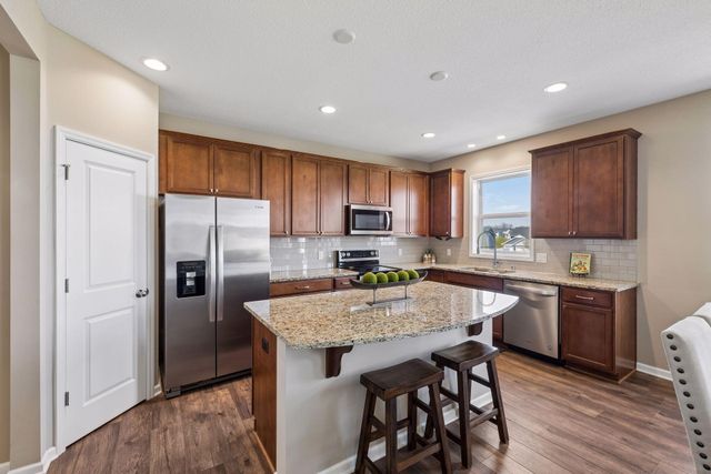 9046 Meadows Drive, Victoria, MN 55386