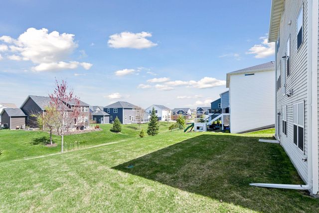 9046 Meadows Drive, Victoria, MN 55386