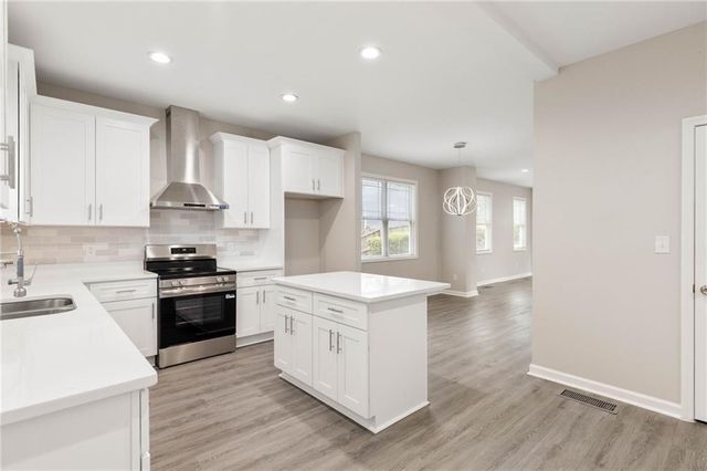 866 Capitol View Avenue NW, Atlanta, GA 30318