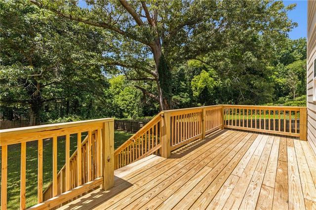 866 Capitol View Avenue NW, Atlanta, GA 30318