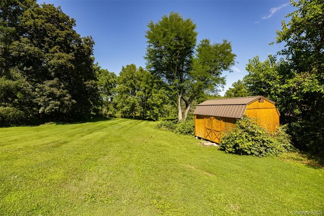 72 Hornbeck Road, Poughkeepsie, NY 12603