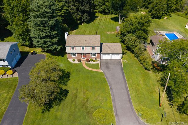 72 Hornbeck Road, Poughkeepsie, NY 12603