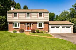 72 Hornbeck Road, Poughkeepsie, NY 12603