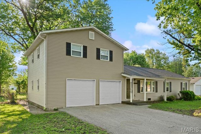 5514 Pontiac Drive, Fairview Heights, IL 62208