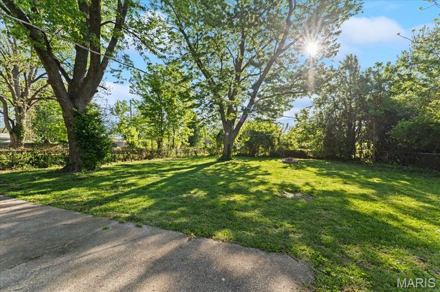 5514 Pontiac Drive, Fairview Heights, IL 62208