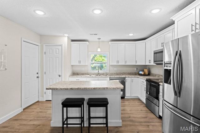 5514 Pontiac Drive, Fairview Heights, IL 62208
