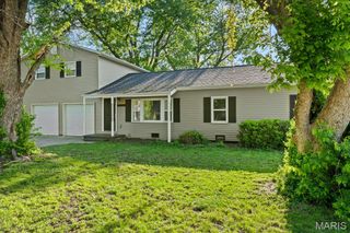5514 Pontiac Drive, Fairview Heights, IL 62208