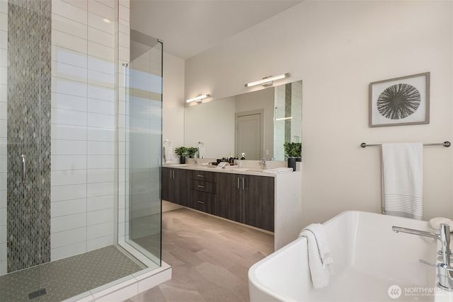 2144 NW 201st Street, Shoreline, WA 98177